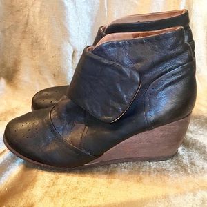 Leather Argila Wedge Boots